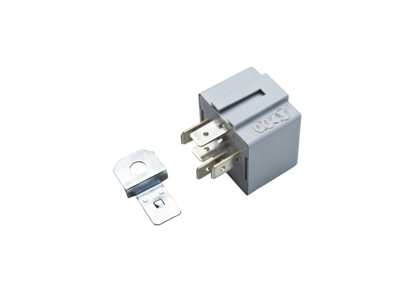 6298525ARelais 12V Wandler mit Diode 20/30A